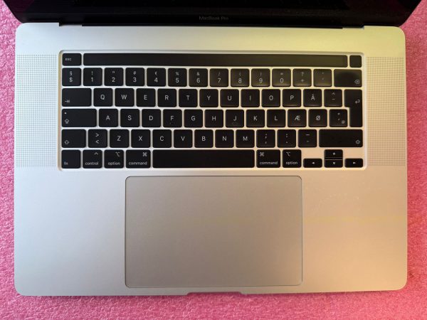 Apple MacBook Pro 2019 16inch Intel i9-9880H 2.3Ghz 16GB Memory 1TB SSD AMD Radeon Pro 5500M Refurbished - Image 4